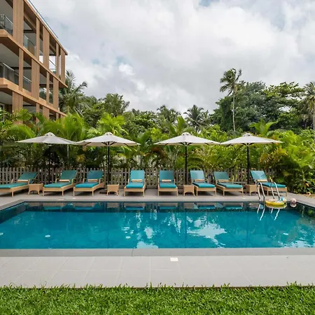 Stayvista At Villa Holiva With Pool, Beach View